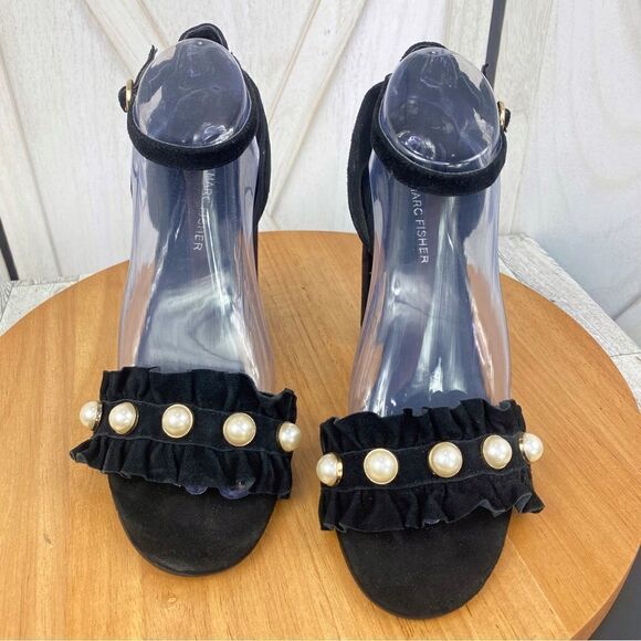 Marc Fisher King Pearl Ruffle Block Heel Suede Sandal Black 8.5 - Picture 4 of 13